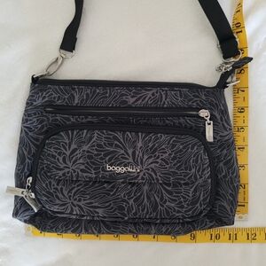 Baggallini Black Crossbody Bag